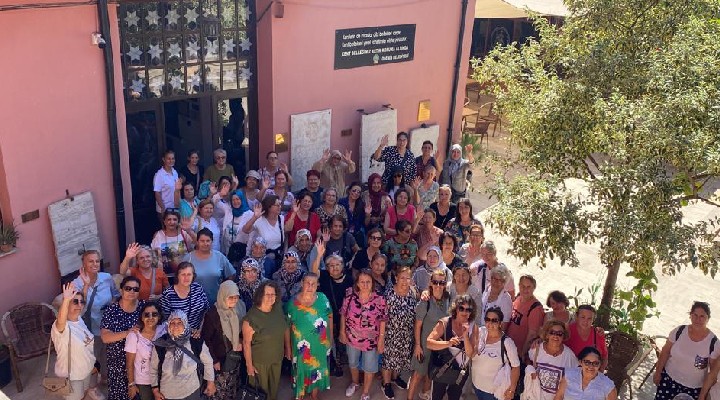 Efes Selçuk lu kadınlar  Biz Bize  gezileri ile sosyalleşiyor