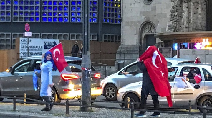 Erdoğan a Almanya da miting yasağı!