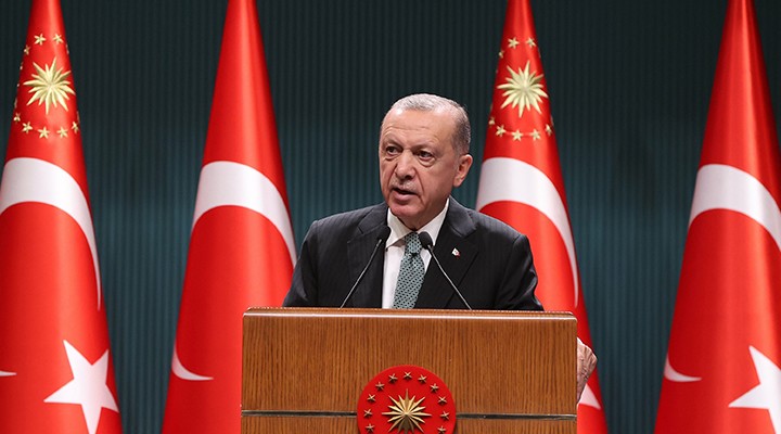 Erdoğan: Faiz inmeye devam edecek, kimse akıl vermeye kalkmasın!
