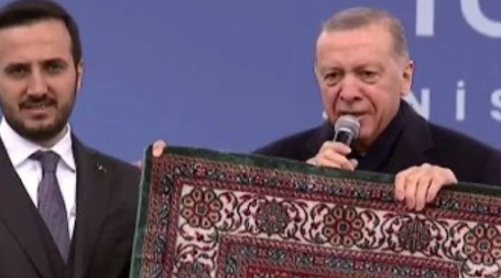 Erdoğan seçim propagandasına seccade ile başladı