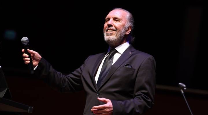 Fatih Erkoç söyledi İzmirliler eşlik etti