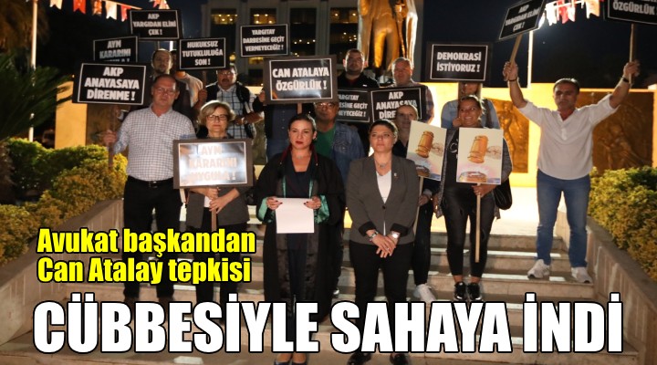 Filiz Başkan cübbesiyle sokağa çıktı... Darbe teşebbüsüne karşı hukuk devletini savunmak için hazırız...