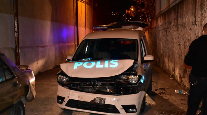 Firari suçlu polis aracına çarpınca yakayı ele verdi