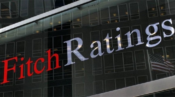 Fitch o bankaları ‘negatif’e düşürdü...