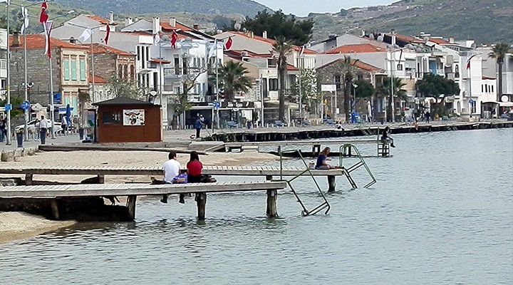 Foça da virüsle ilgili yeni yasaklar