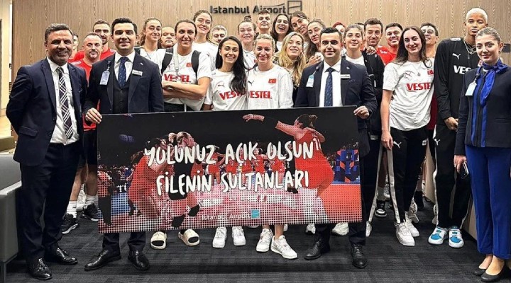 Futbolculara özel, şampiyon voleybolculara yine tarifeli uçak!