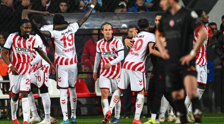 Galatasaray a Samsun da soğuk duş!