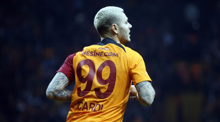 Galatasaray hız kesmedi