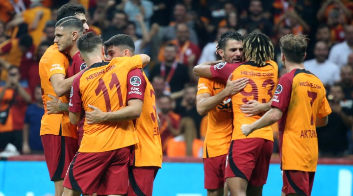 Galatasaray liderlik koltuğunda