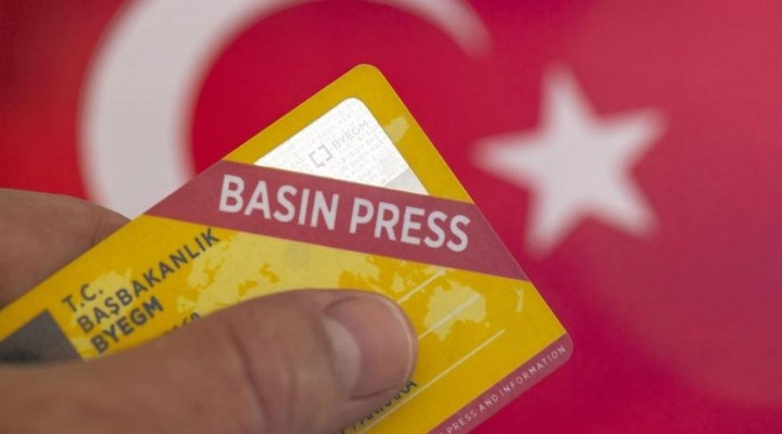 Gazetecilere basın kartı şoku!