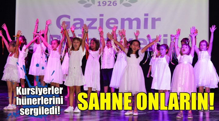 Gaziemir’de sahne Yaz Okulu kursiyerlerinin!