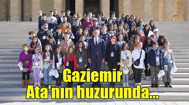 Gaziemirli çocuklar ve gençler Ata’sının huzurunda