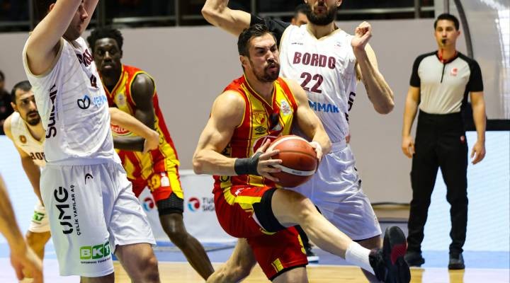 Göztepe potada rövanşı bekliyor