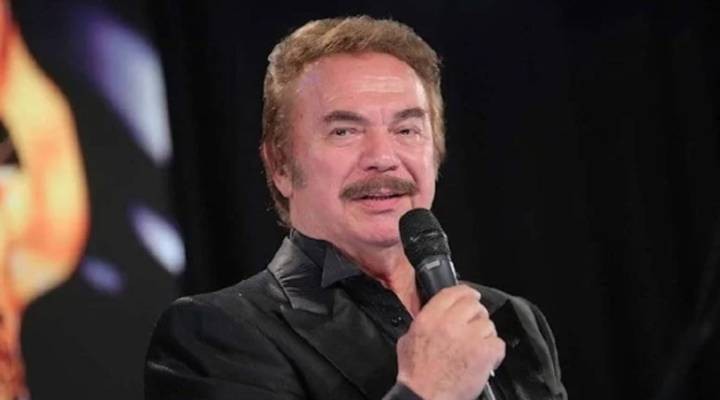 Günlerdir tedavi gören Orhan Gencebay dan ilk görüntü