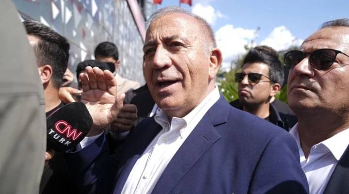 Gürsel Tekin mahkeme kararını tanımıyor!  Görevimin başındayım  dedi