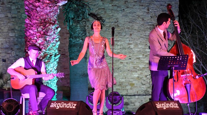 Güvercinada jazz günlerinde Flapper Swing esintisi!