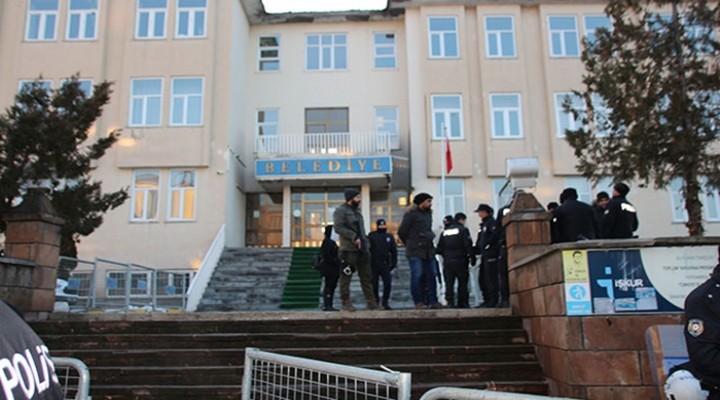 HDP li belediye başkanları tutuklandı!