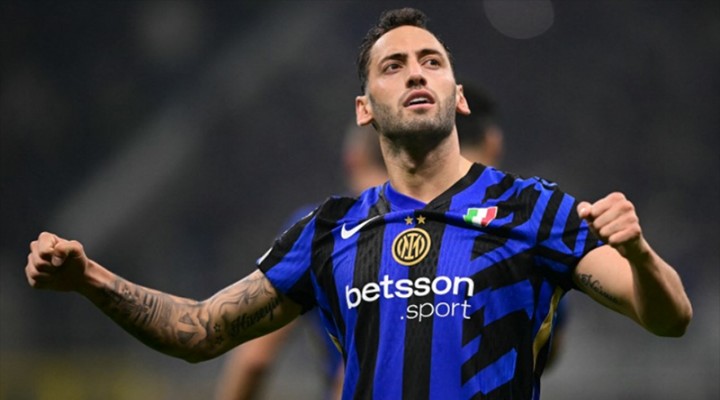 Hakan Çalhanoğlu transfer iddialarına noktayı koydu: Ben hiçbir şey söylemedim, Inter de mutluyum