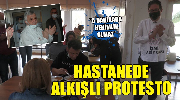 Hastanede alkışlı protesto...  5 DAKİKADA HEKİMLİK OLMAZ 