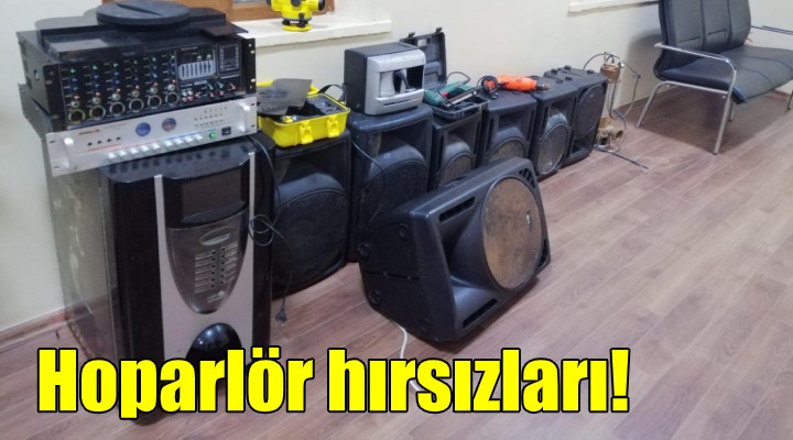 Hoparlör hırsızları! Plajdan söküp götürdüler