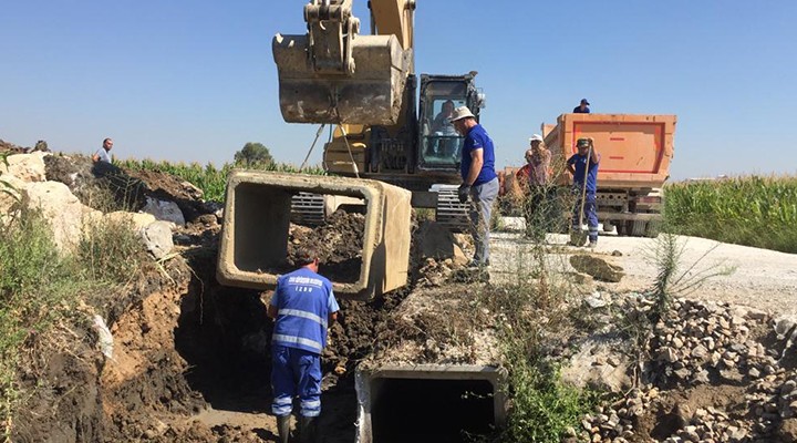 İZSU dan Menderes te 34 kilometre dere temizliği