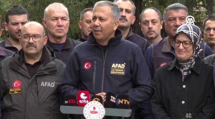 İçişleri Bakanı Ali Yerlikaya, Sındırgı depremindeki son durumu açıkladı
