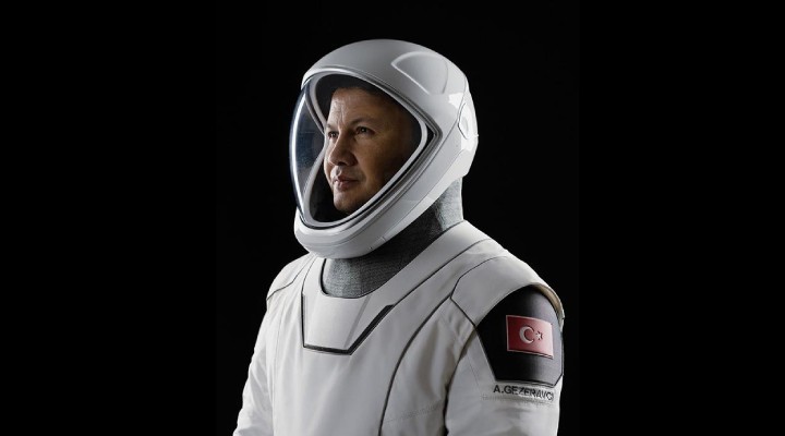 İlk Türk astronotun uzaydaki ilk sözleri  İstikbal Göklerdedir  oldu!
