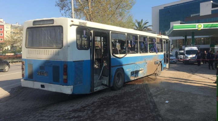 İnfaz koruma memurlarını taşıyan otobüste patlama!