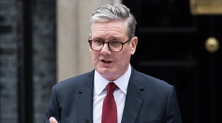İngiltere Başbakanı Keir Starmer istifa etti