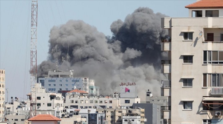 İsrail basın kuruluşlarının olduğu binayı vurdu!