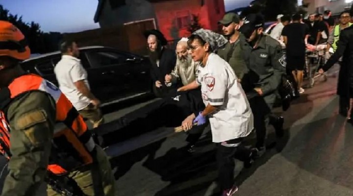 İsrail de sinagog ayini sırasında tribün çöktü: 2 ölü, 50 yaralı