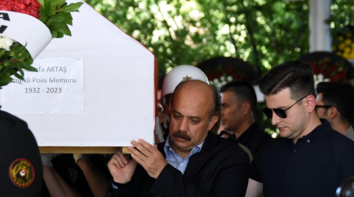 İstanbul Emniyet Müdürü Aktaş’ın babası İzmir’de toprağa verildi