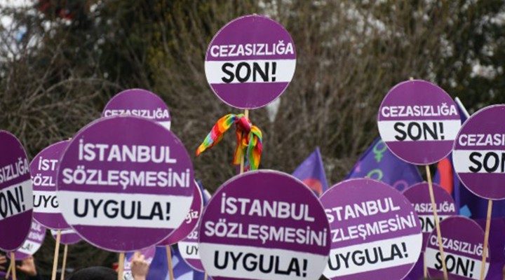 İzmir Barosu ndan  İstanbul Sözleşmesi  çağrısı...