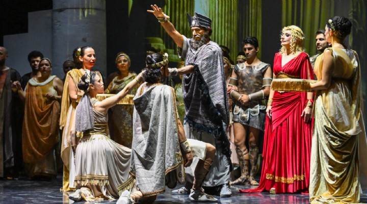 İzmir Devlet Opera ve Balesi sezonu  Troya  ile açtı