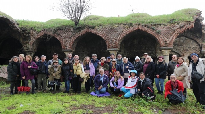 İzmir Rehberler Odası’ndan 45 kişilik rehber grubuna İon Rotası ve Kültür Rotaları Eğitimi