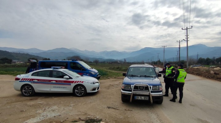 İzmir de huzur operasyonu... 29 suçlu yakalandı