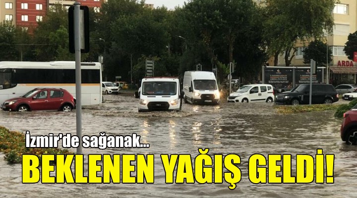 İzmir de sağanak etkili oldu!