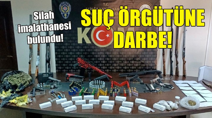 İzmir de suç örgütüne darbe... Silah imalathanesi bulundu!