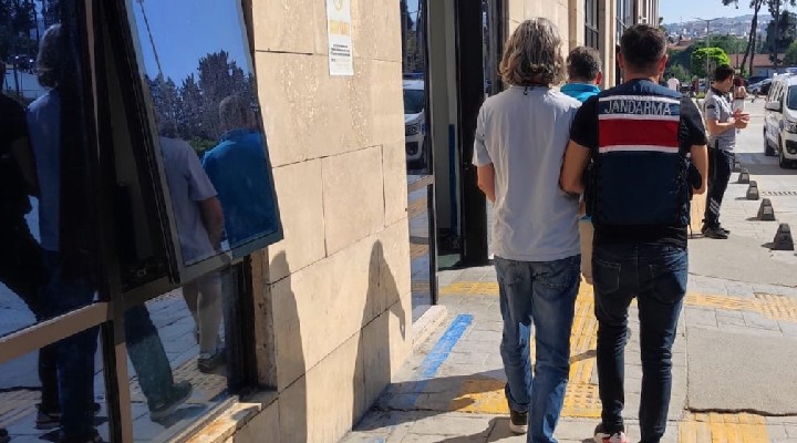 İzmir de terör propagandasına 5 gözaltı