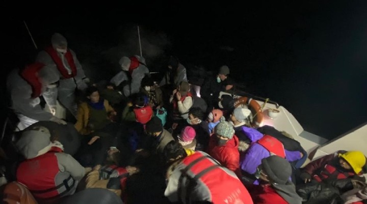 İzmir de 123 kaçak göçmen kurtarıldı