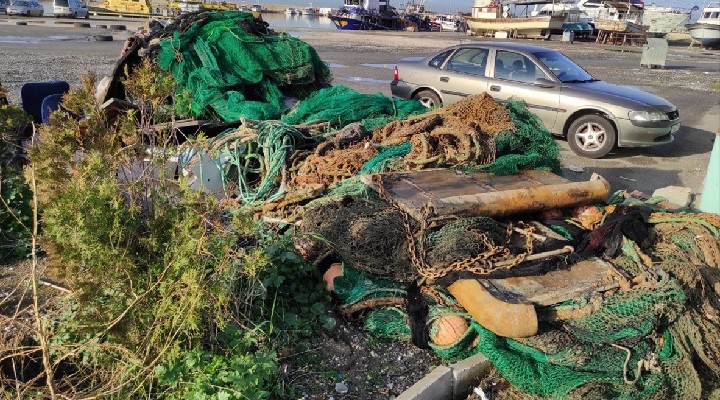 İzmir de yasa dışı ağlara geçit yok