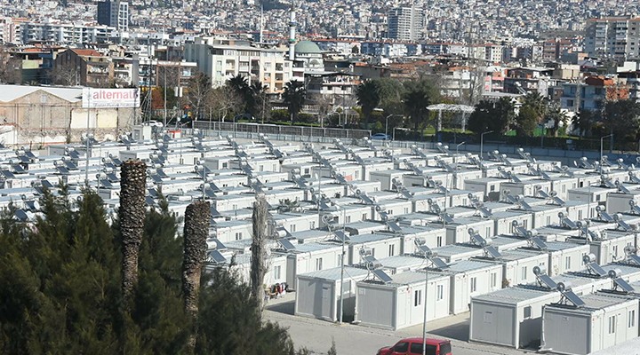 İzmir deki konteyner kent, depremzedelere hazırlanıyor
