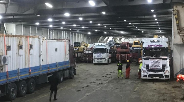 İzmir den deprem bölgesine yardımlar devam ediyor