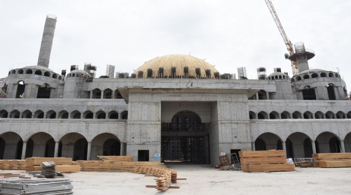 İzmir e devasa cami.. 10 bin ton demir kullanıldı