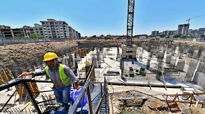 İzmir’de kentsel dönüşüm tam gaz sürüyor