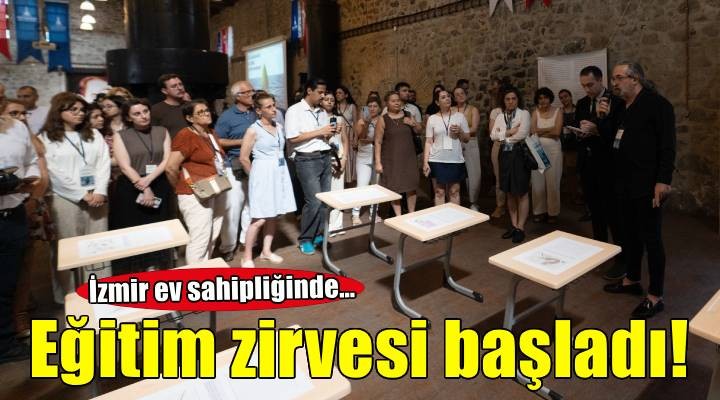 İzmir’deki uluslararası eleştirel eğitim zirvesi başladı