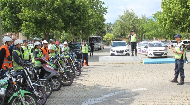 Jandarmadan motosiklet sürücü adaylarına bilgilendirme...