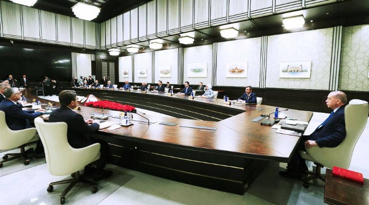 Kabine kritik gündemlerle toplanıyor