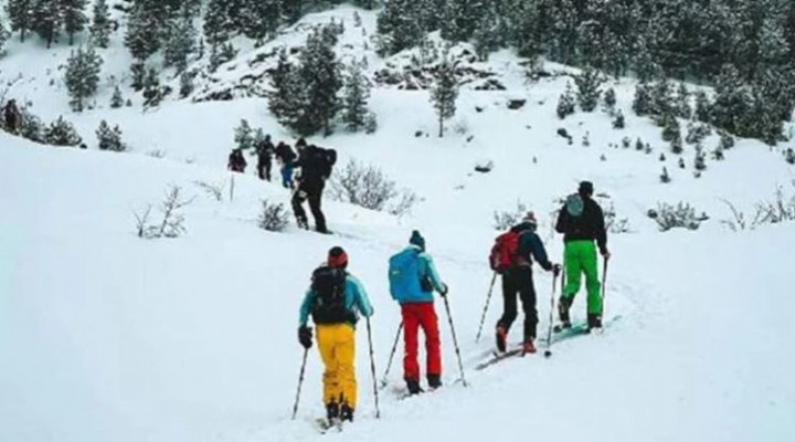 Kaçkar da kayakçıların üzerine çığ düştü: 2 ölü, 7 yaralı