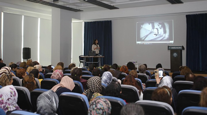 Karabağlar da Bağımlılıkla Mücadele Semineri